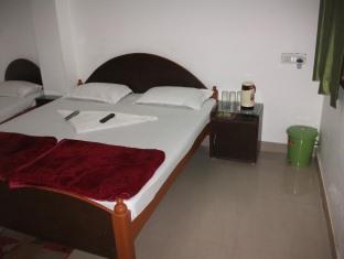 ורנאסי Surya Residency Paying Guest House מראה חיצוני תמונה